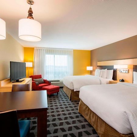 Towneplace Suites By Marriott Red Deer Buitenkant foto