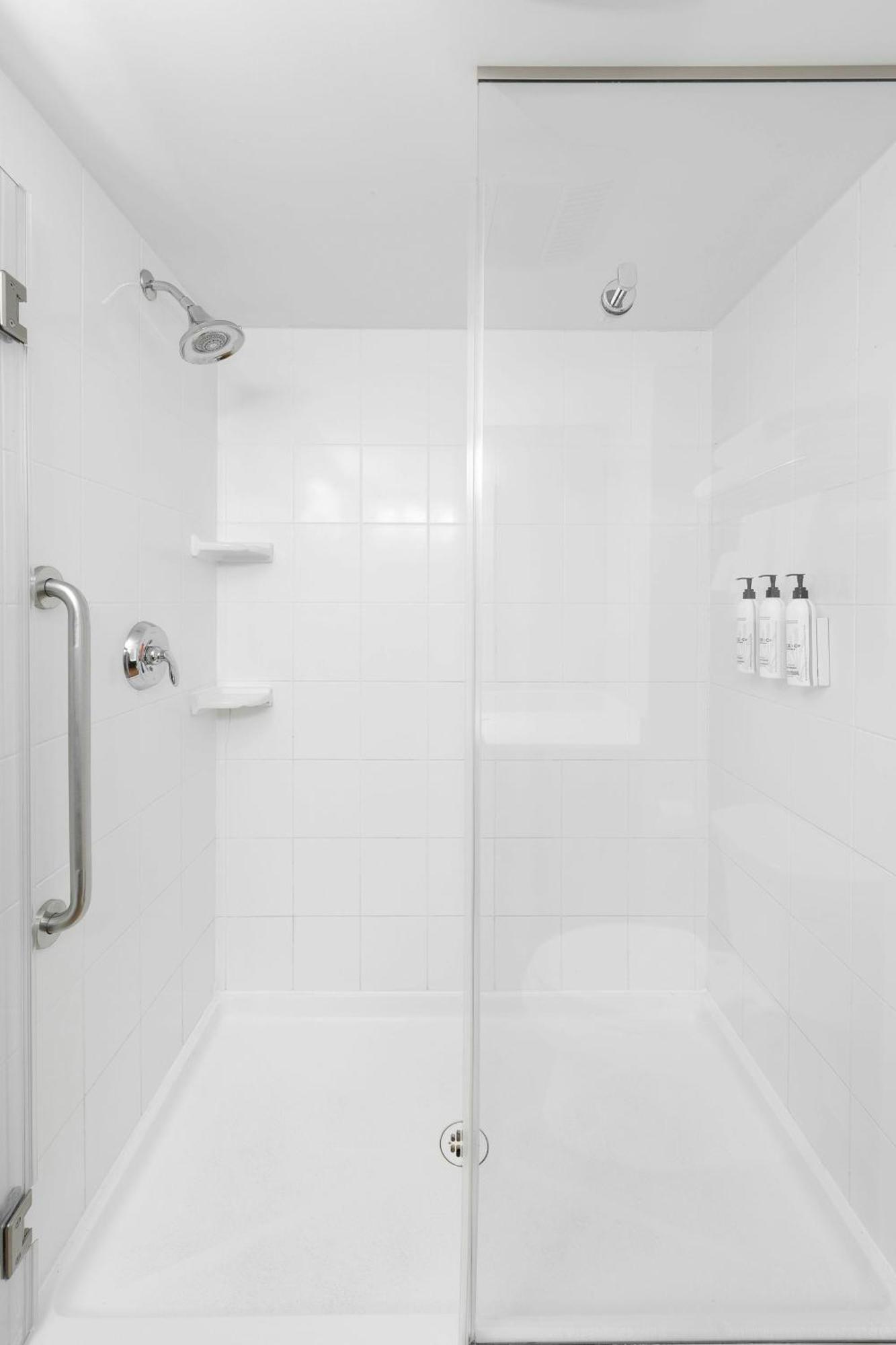 Towneplace Suites By Marriott Red Deer Buitenkant foto