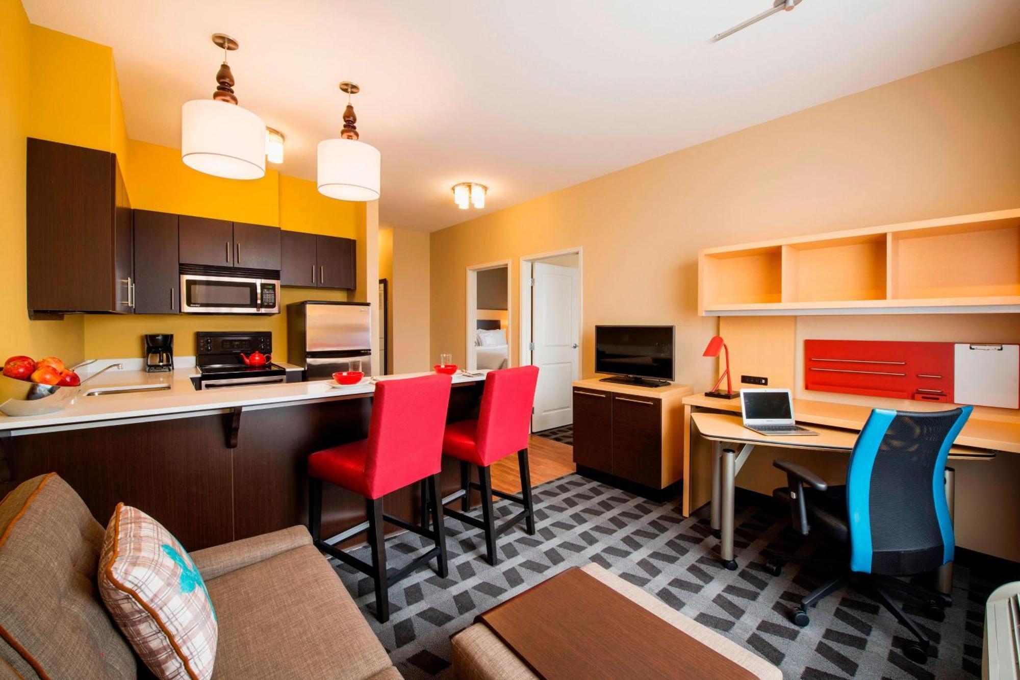 Towneplace Suites By Marriott Red Deer Buitenkant foto