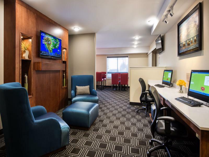 Towneplace Suites By Marriott Red Deer Buitenkant foto